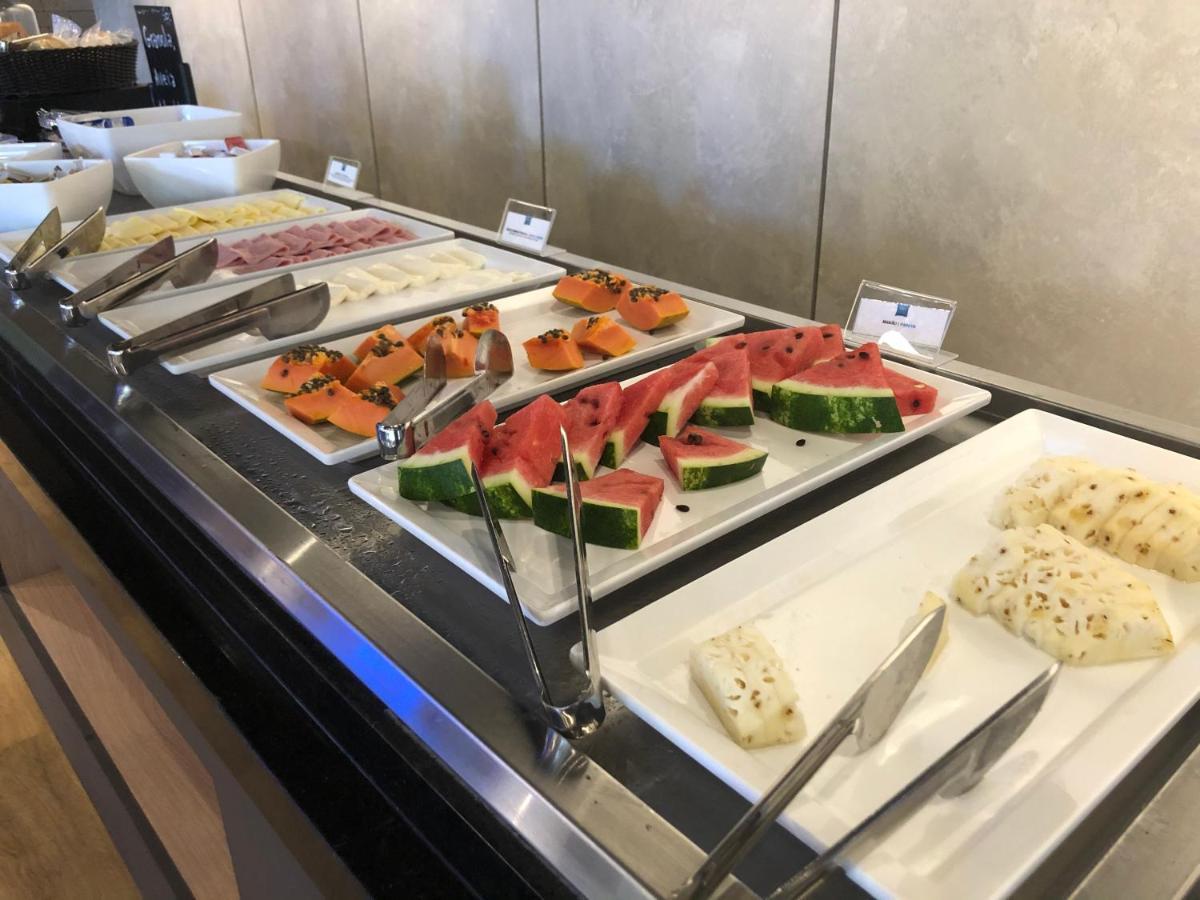 Ibis Budget Bh Savassi เบโลโอรีซอนชี ภายนอก รูปภาพ