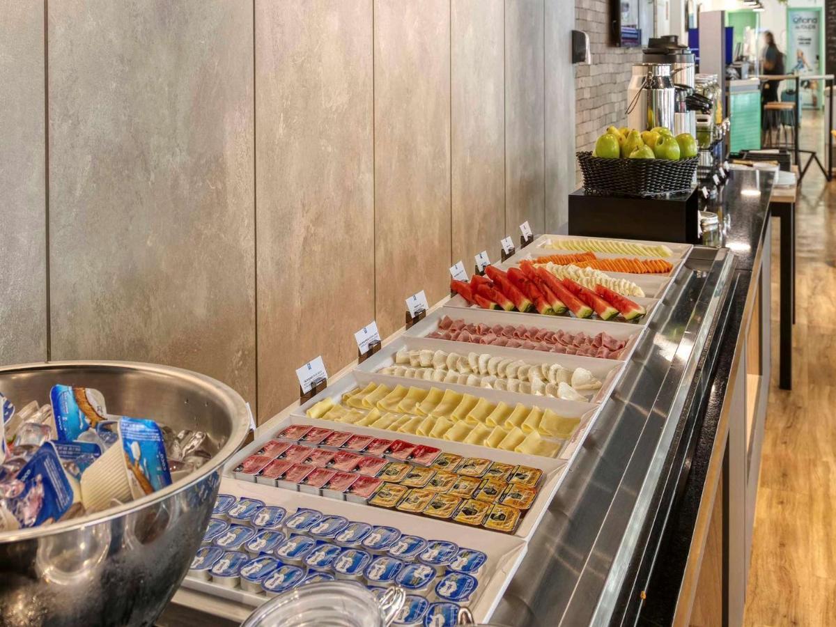 Ibis Budget Bh Savassi เบโลโอรีซอนชี ภายนอก รูปภาพ