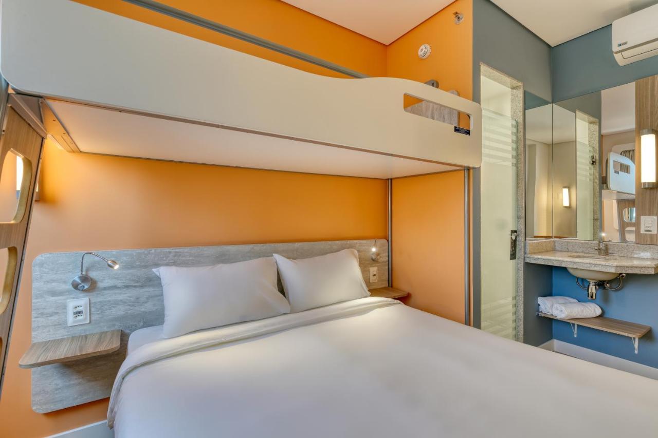 Ibis Budget Bh Savassi เบโลโอรีซอนชี ภายนอก รูปภาพ